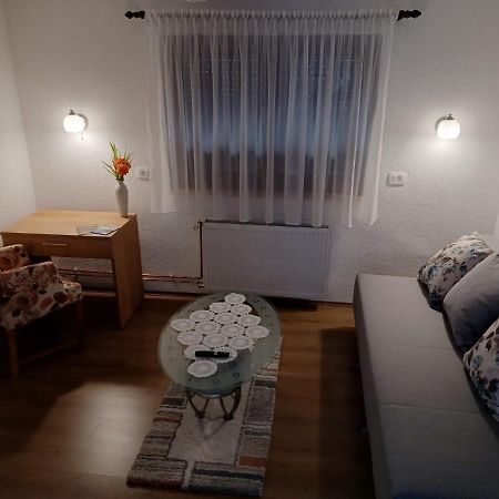 Apartman Soljac Perusic Exterior foto