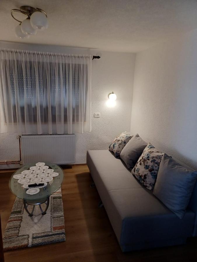 Apartman Soljac Perusic Exterior foto